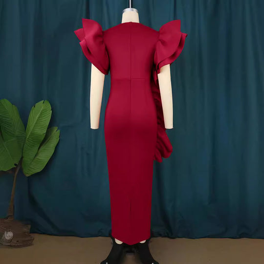Damen figurumspielendes Abendkleid mit voluminösen Rüschenärmeln EB