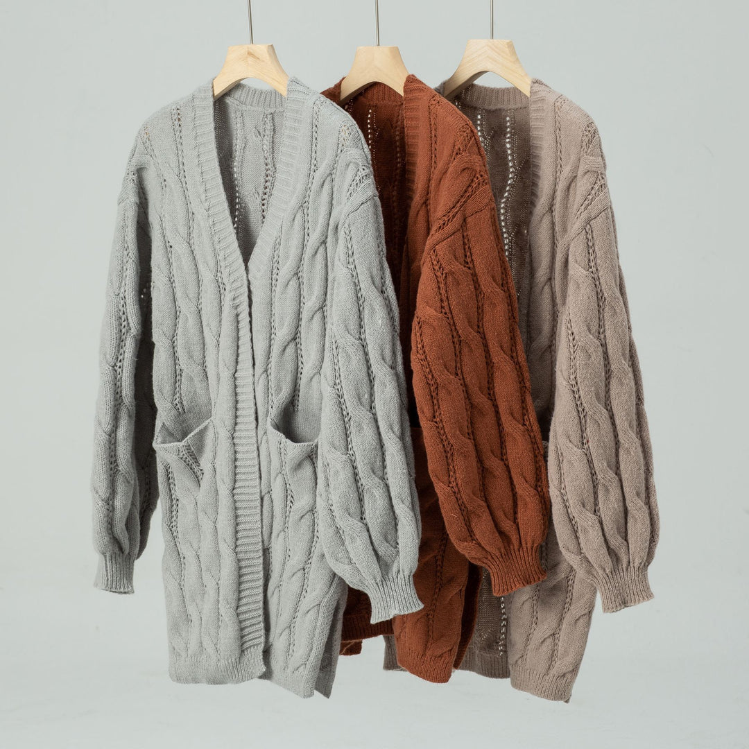 Damen Strickjacke mit V-Ausschnitt und praktischen Taschen EB