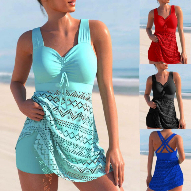 Damen Bade-Kleid mit eleganten Drapierungen und modischem Slip EB