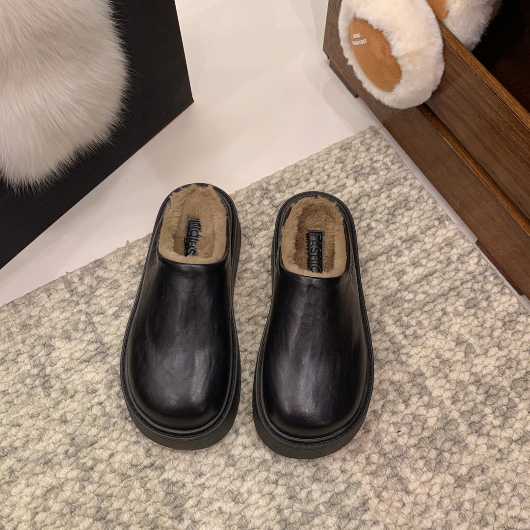 Damen gemütliche Fleece-Clogs mit rutschfester Sohle sowie weichem Kunstfell-Innenfutter EB