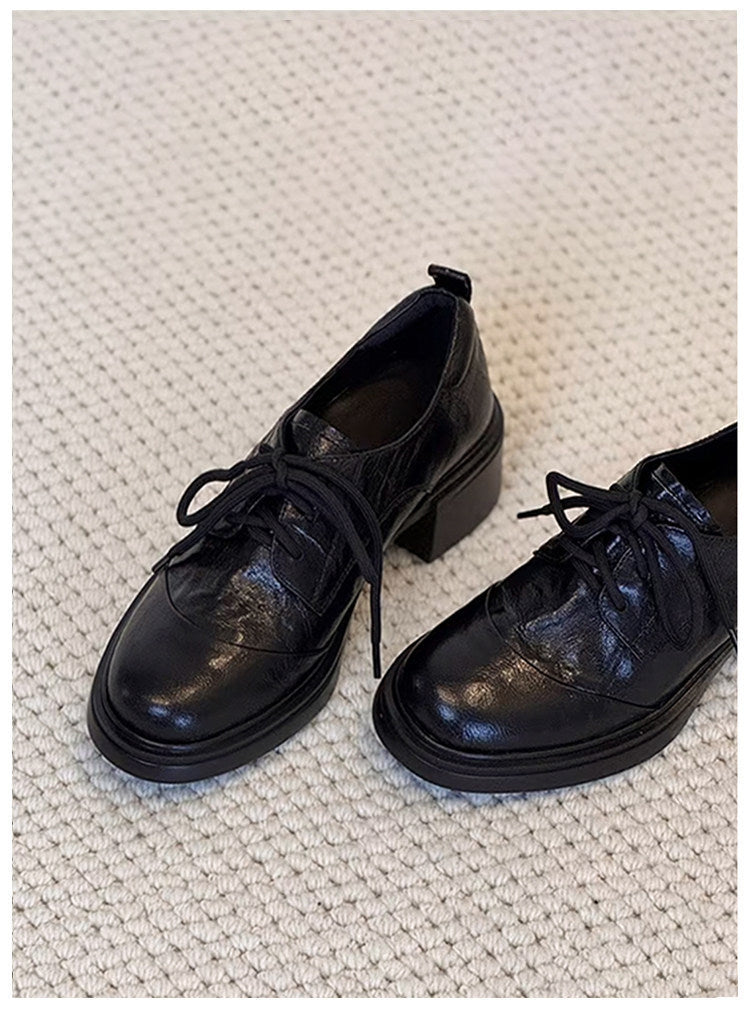 Damen Elegante Schnürschuhe mit modernem Blockabsatz und glänzender Oberfläche EB