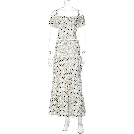 Damen Verspieltes Maxikleid mit schulterfreiem Design und voluminiösen Rüschen EB