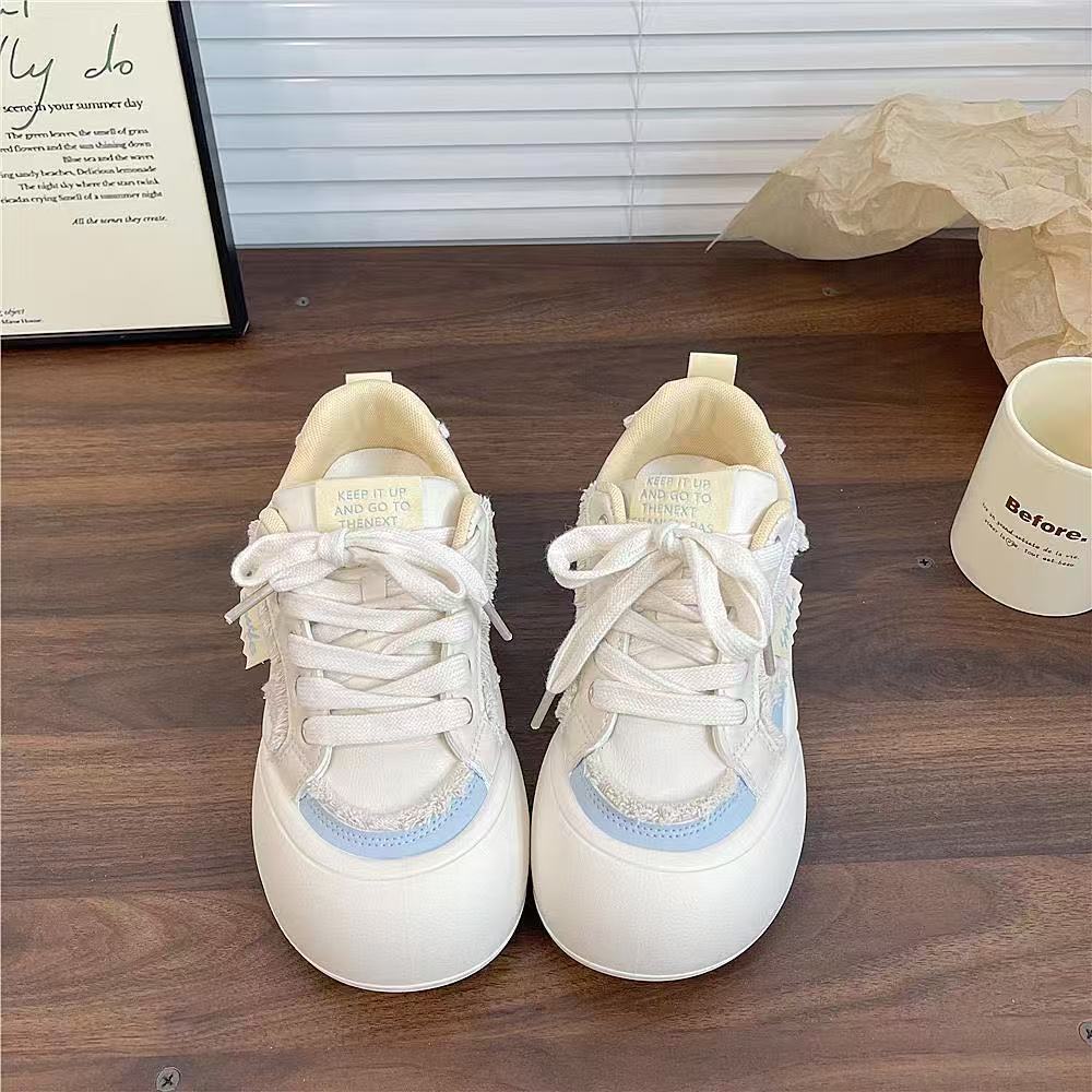 Damen Modische Sneakers mit voluminösem Sohlenprofil und atmungsaktiver Oberflächenstruktur EB