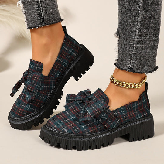 Damen Komfortable Slip-On Loafers mit dekorativer Schleifenapplikation und robustem Profil EB