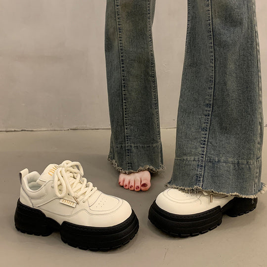 Damen Chunky Sneakers mit verstärktem Komfort und trendiger Sohlenstruktur EB