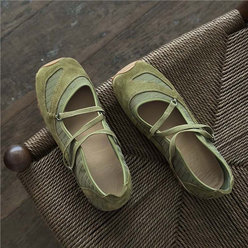 Damen Ballerina-Schuhe mit zierlichem Riemen und elegantem Design EB