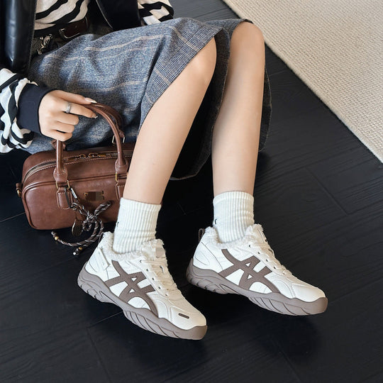 Damen Fleecegefütterte Sneakers mit rutschfester Sohle und modischem Design EB