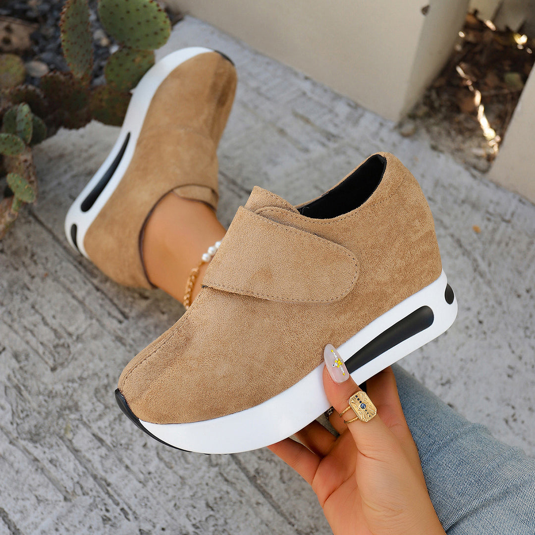 Damen Bequeme Plateau-Sneaker mit rutschfester Sohle und atmungsaktivem Obermaterial EB
