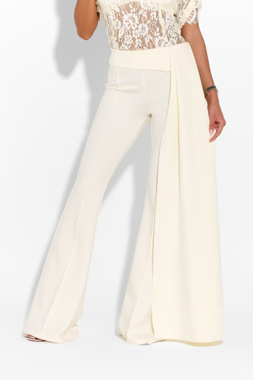 Damen Elegante Flared-Hose mit seitlichem Drapierungseffekt EB