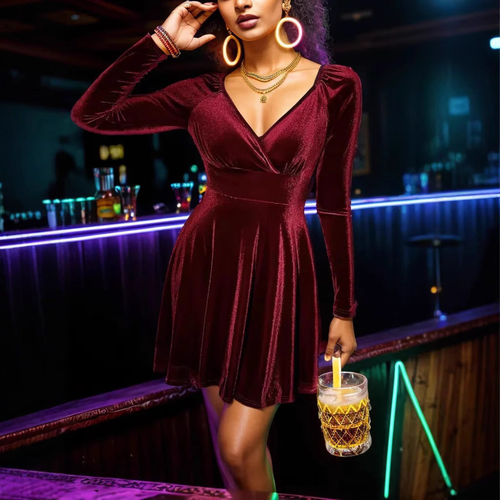 Damen Samt-Wickelkleid mit taillierter Silhouette, V-Ausschnitt und ausgestelltem Rock EB