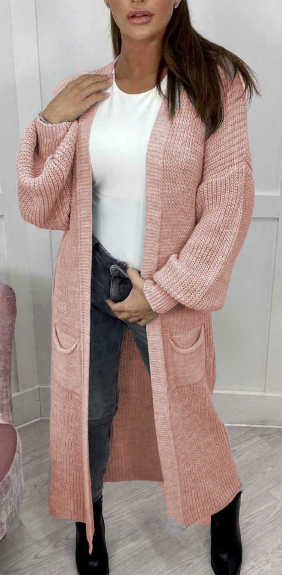 Damen Strickmantel mit voluminösen Ärmeln und elegantem Design EB