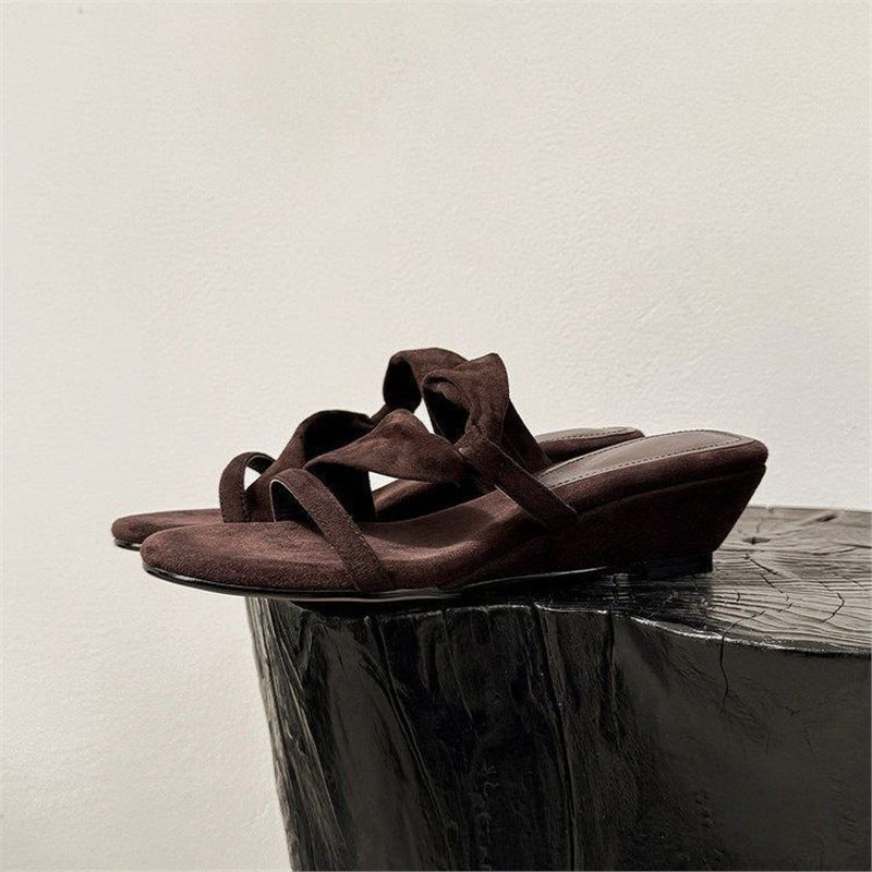 Damen elegante Sommer-Sandalen mit raffinierten Riemen und Schleifenakzent EB