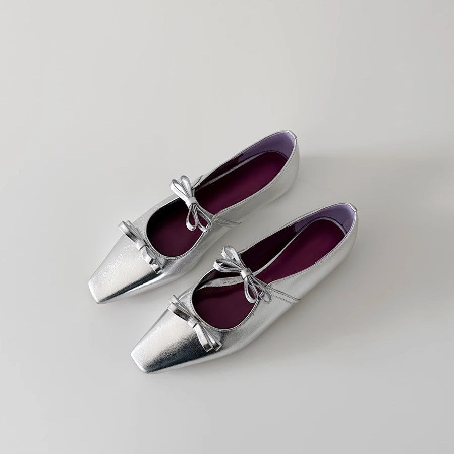 Damen Ballerinas mit schimmernder Metallic-Oberfläche und verspieltem Schleifendetail EB
