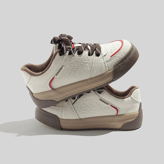 Damen Sportliche Schuhe mit futuristischer Silhouette und atmungsaktiven Materialien EB