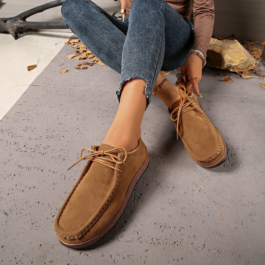Damen Bequeme Mokassins mit traditionellem Design EB