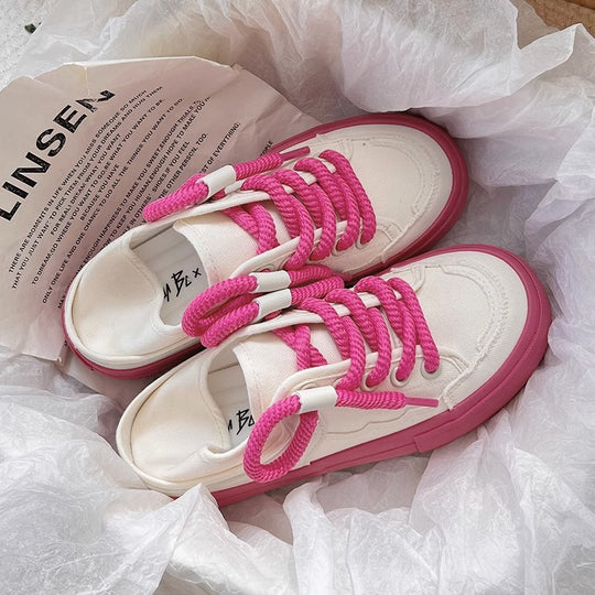 Damen Sneakers mit innovativen, strukturierten Schnürsenkeln EB