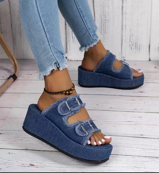 Damen Plattform Sandalen mit schicken doppelt Schnallen EB