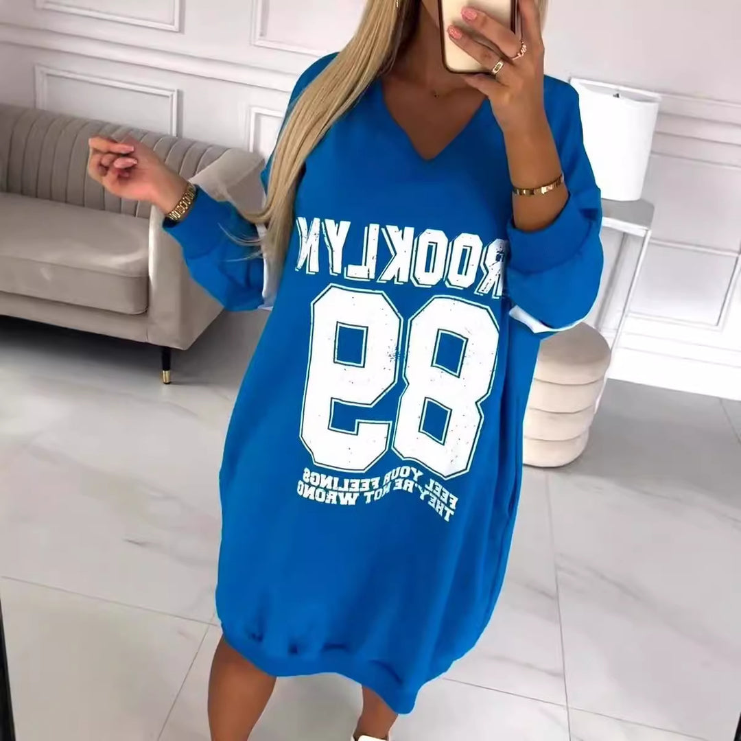 Damen Oversized Freizeitkleid mit abgerundetem Saum und V-Ausschnitt EB
