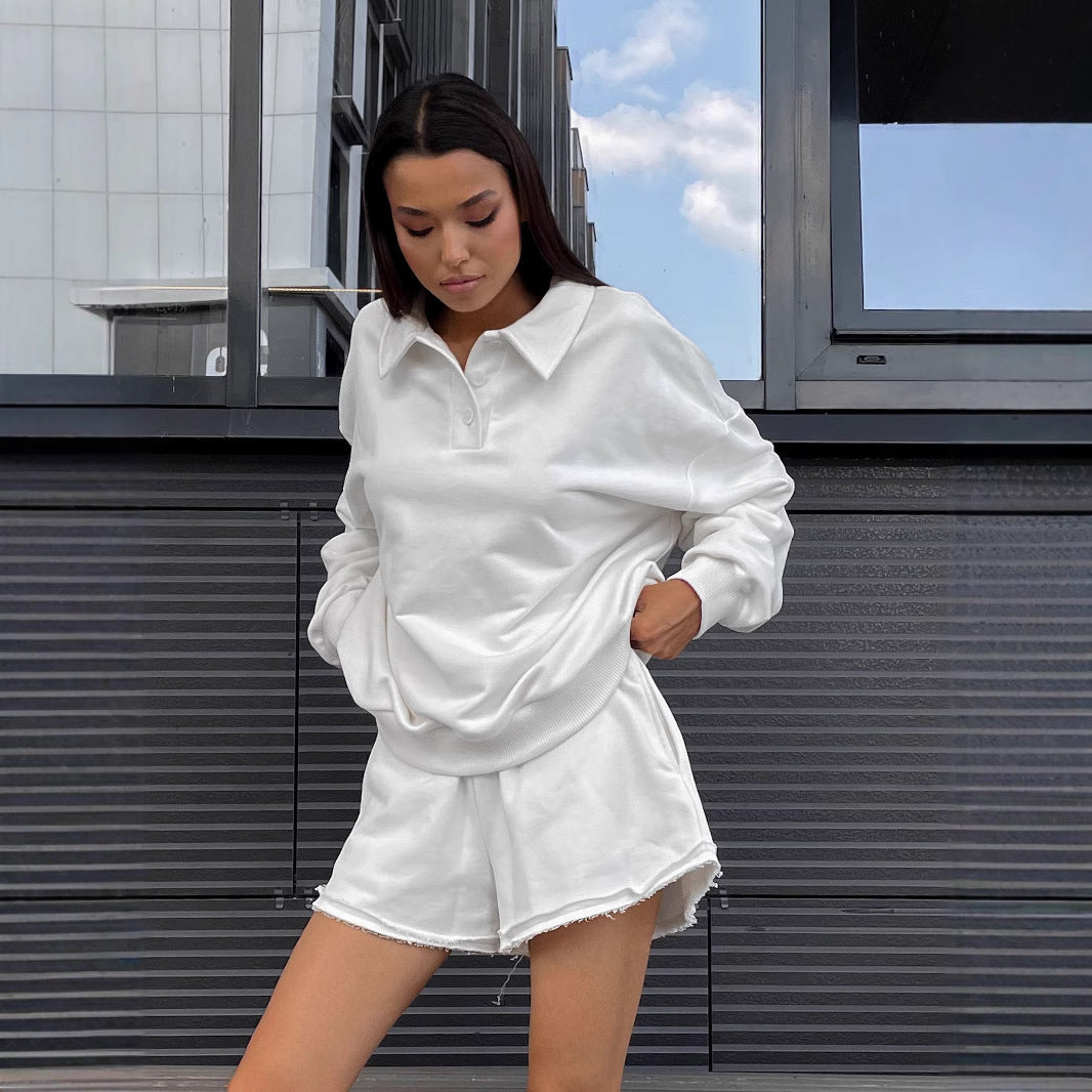 Damen Polo-Sweatshirt und fransige High-Waist Lounge-Shorts Set EB