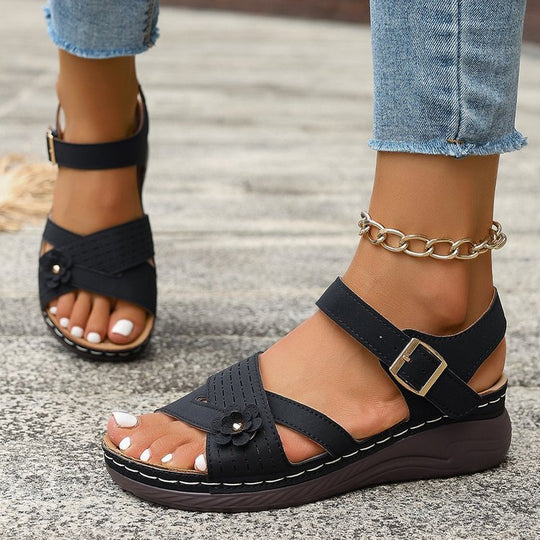 Damen Wedge-Sandalen mit floralem Riemchen-Design und komfortablem Fußbett EB