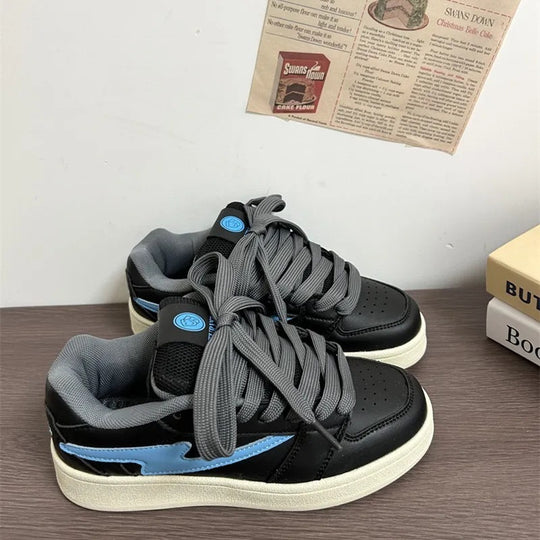Damen Sneakers mit dämpfendem Komfort und sportlichem Design EB