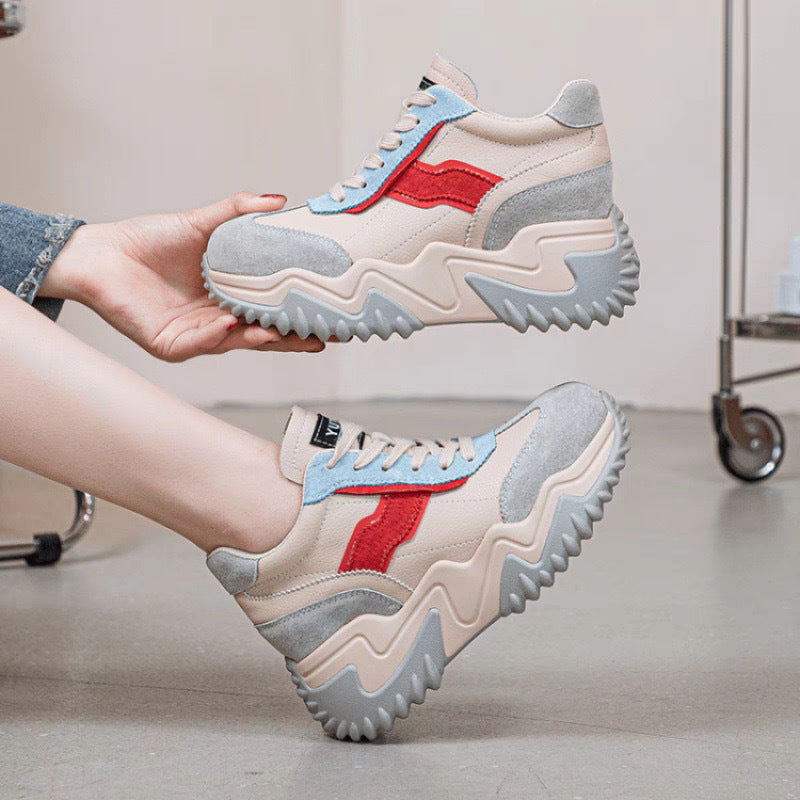 Damen Chunky Sneakers mit ergonomischer Sohle und modischen Akzenten EB