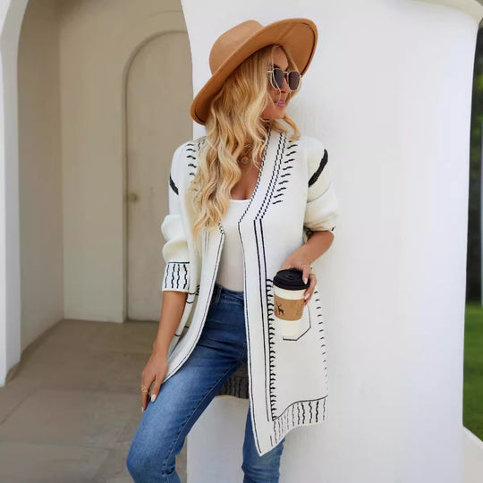 Damen Langarm Cardigan mit grafischem Design und praktischen Taschen EB