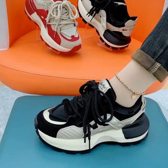 Damen Sportliche Hochleistungs-Sneaker mit stoßdämpfendem Sohlenprofil und atmungsaktiver Mesh-Oberfläche EB