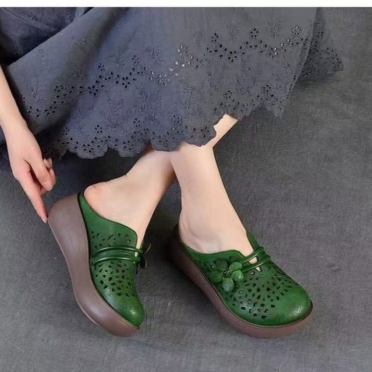 Damen Komfortable Clogs mit luftigen Details und rutschfester Sohle EB