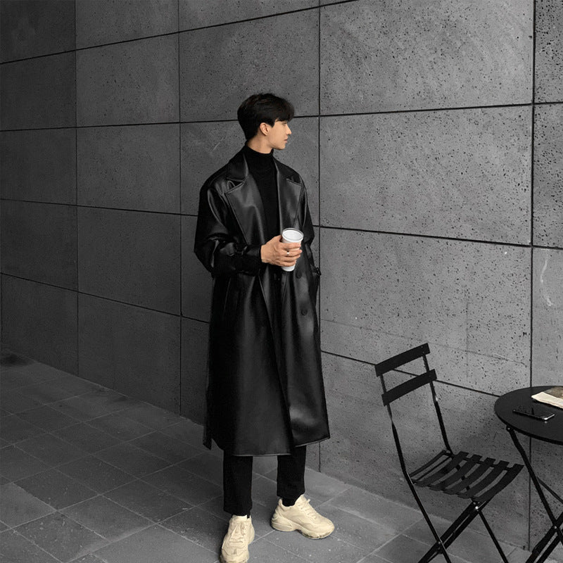 Herren modischer Longtrenchcoat aus hochwertigem Kunstleder mit elegantem Schnitt EB