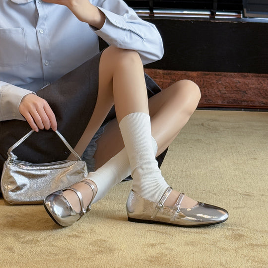 Damen Ballerinas mit doppeltem Riemen und glänzendem Obermaterial EB