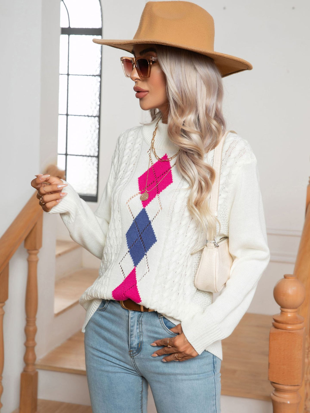 Damen Strickpullover mit modernem Rautenmuster und Zopfmuster EB