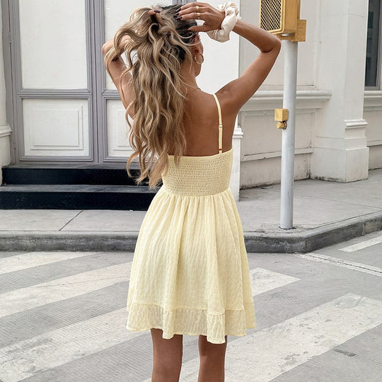 Damen Sommerliches A-Linien Kleid mit feinen Spaghettiträgern und gerafftem Oberteil EB