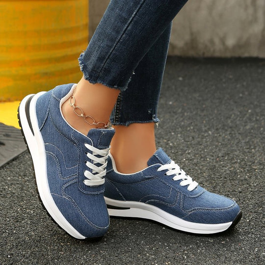 Damen leichte Sneaker im Jeanslook mit gepolstertem Komfortfußbett, stoßdämpfender EVA-Zwischensohle und profiliertem Laufsohlen-Design EB