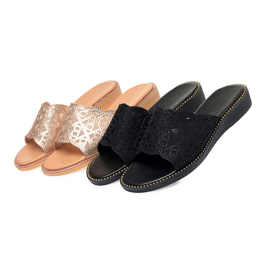 Damen Bequeme und elegante Slipper mit dekorativem Laser-Cut EB