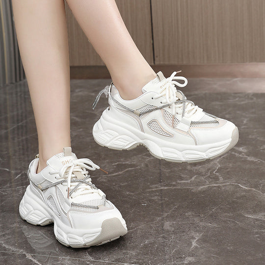 Damen Sportliche Sneakers mit modernem Design und dämpfender Sohle EB