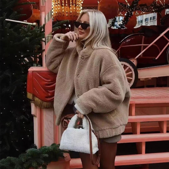 Damen kuschelige Fleece-Jacke mit hohem Kragen und praktischen Eingrifftaschen EB