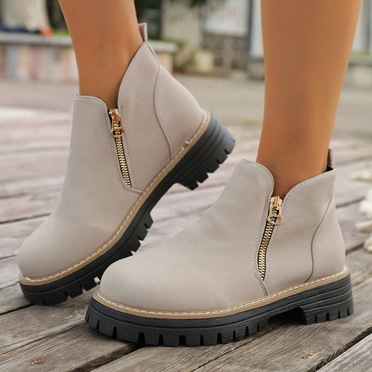 Damen Ankle-Boots mit grober Profilsohle und seitlichem Reißverschluss EB