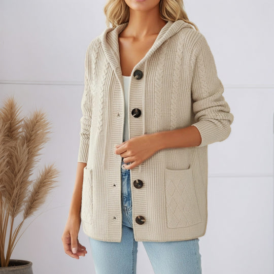 Damen nan gerippter Kapuzen-Strickcardigan mit Zopfmuster, großen Holzknöpfen und aufgesetzten Taschen EB