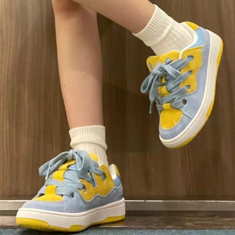 Damen Sportliche Sneakers mit detailverliebtem Farbdesign und gepolsterter Innensohle EB