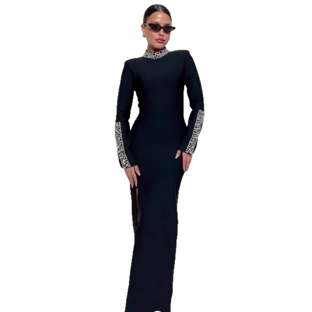 Damen Elegantes Abendkleid mit schimmernden Details und hohem Schlitz EB