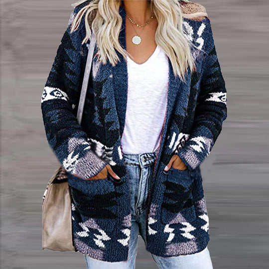 Damen Strickjacke im modernen Ethno-Design mit aufgesetzten Taschen und lässigem Schnitt EB