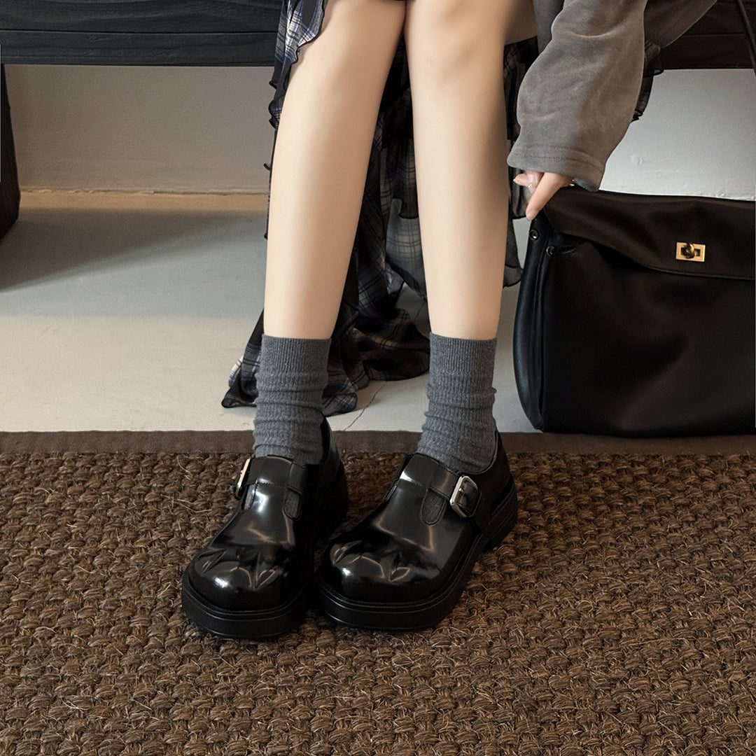 Damen elegante Schnurschuhe im einzigartigen Design EB