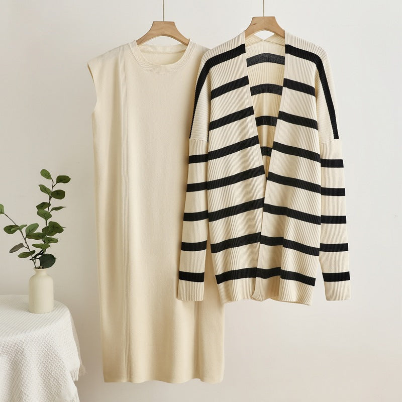 Damen elegantes und modulares Strickkleid mit lässiger Strickjacke EB