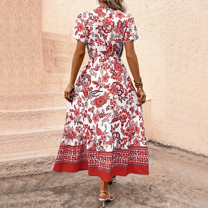 Damen Maxikleid mit floralen Mustern und tailliertem Design EB