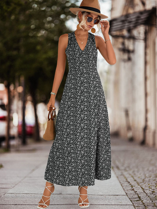 Damen Maxikleid mit floralem V-Ausschnitt und schwingendem Rock EB