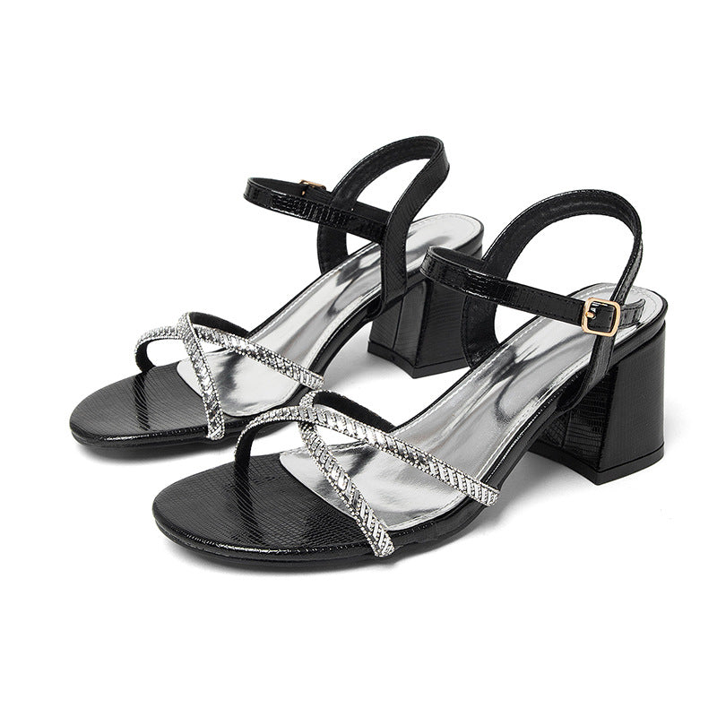 Damen elegante Riemchen-Sandaletten mit glitzerndem Akzent und moderatem Blockabsatz EB