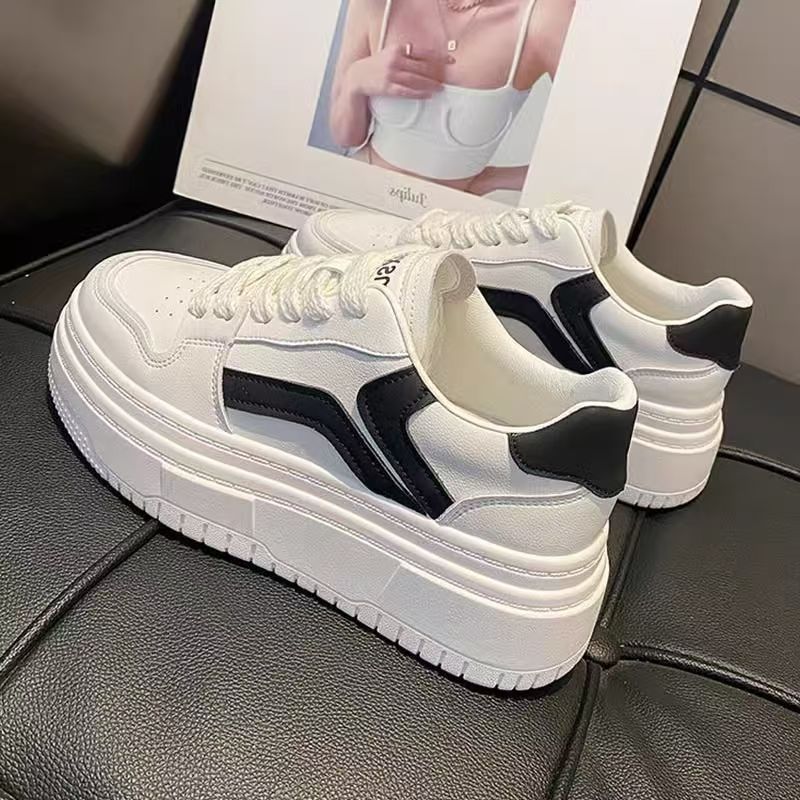 Damen Elegante und modische Sneakers mit hoher Plateausohle EB