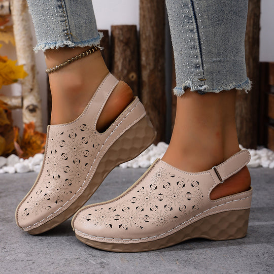 Damen Wedge-Clogs mit perforiertem Design und elastischem Einsatz EB