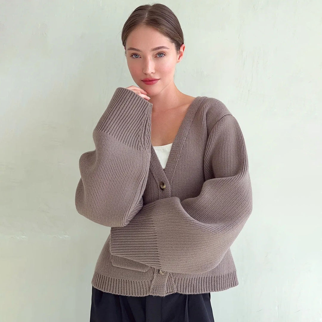 Damen Modische Strickjacke mit XL-Ärmeln und Taschen EB